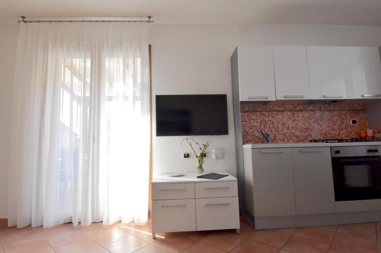 Residence Il Cardellino Сан Винченцо Екстериор снимка