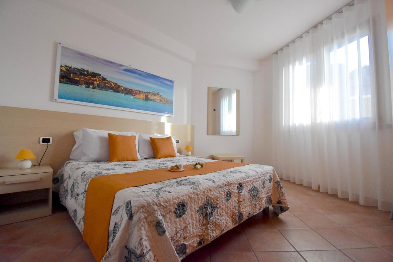 Residence Il Cardellino Сан Винченцо Екстериор снимка