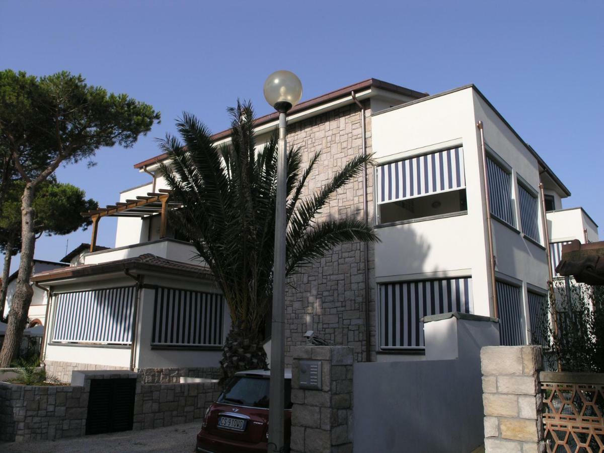 Residence Il Cardellino Сан Винченцо Екстериор снимка